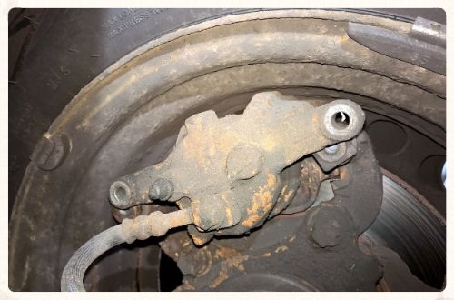 horror-story-brake-caliper-missing